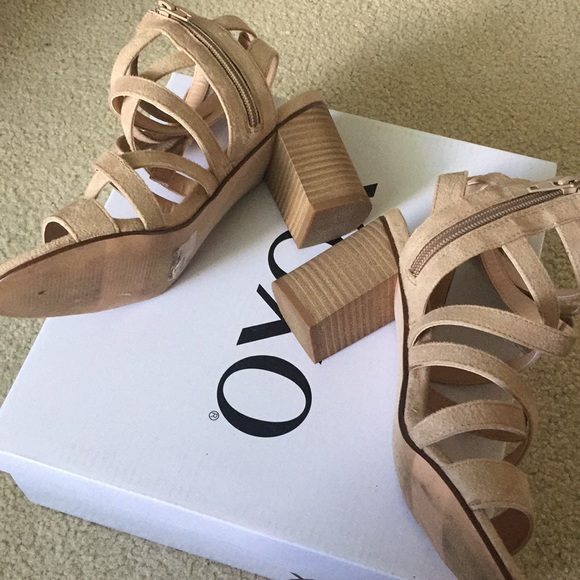 Nude colored strappy XOXO heels - Picture 3 of 3